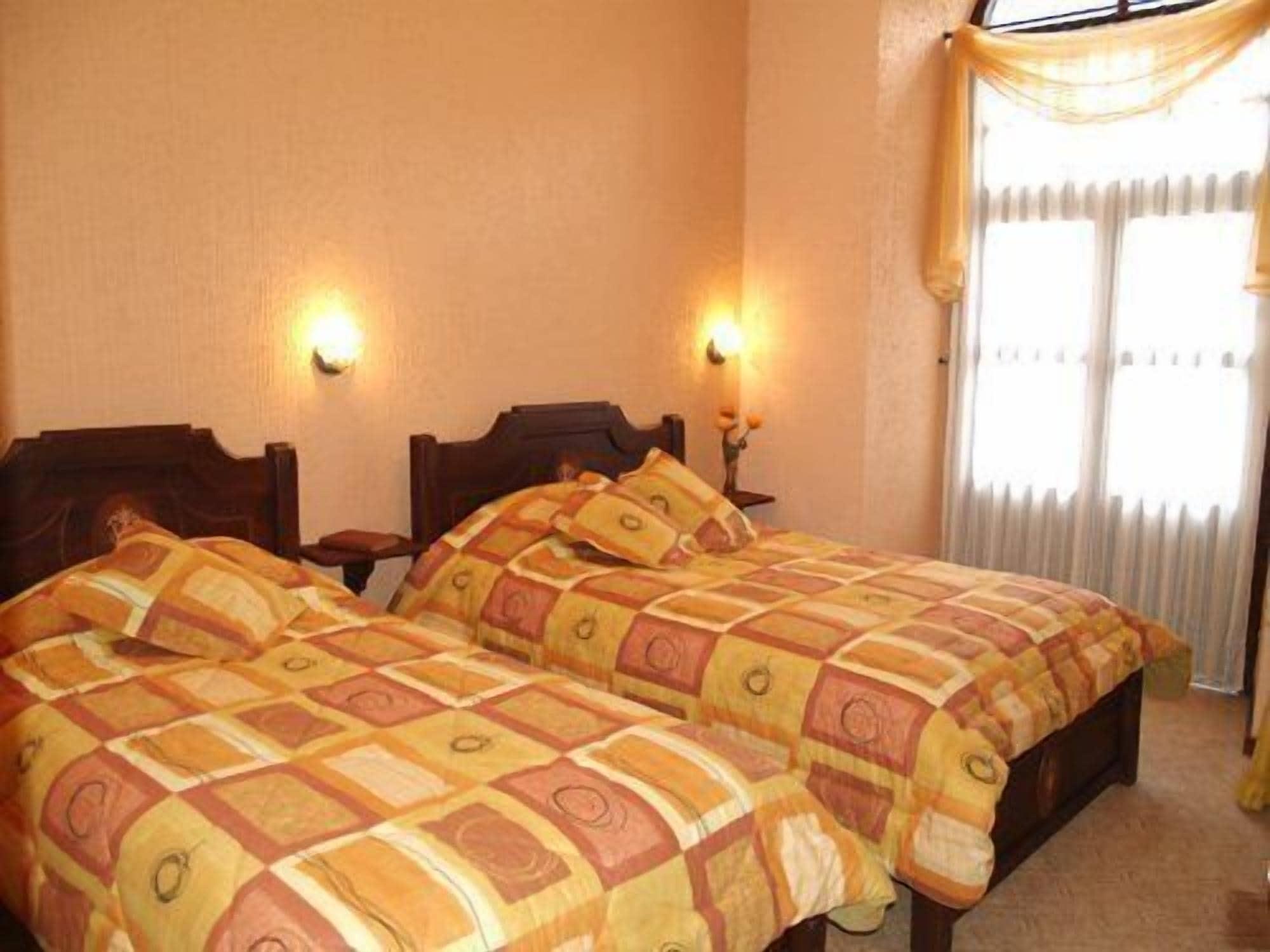 Hotel Catedral Quito Kültér fotó